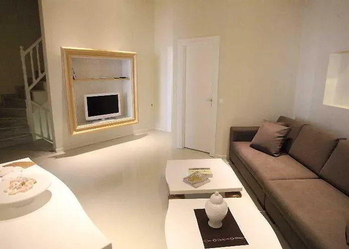 Hotel 5 Hermoupolis Concept Sites 3*