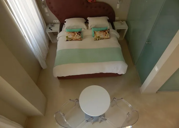 5 Hermoupolis Concept Sites Hotel 3*