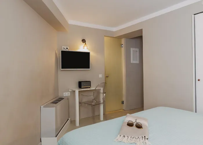 Hotel 5 Hermoupolis Concept Sites