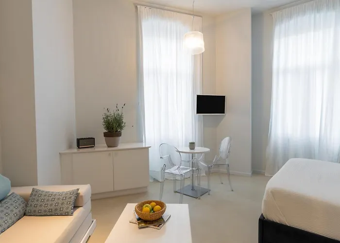 5 Hermoupolis Concept Sites 3* Ermoupoli